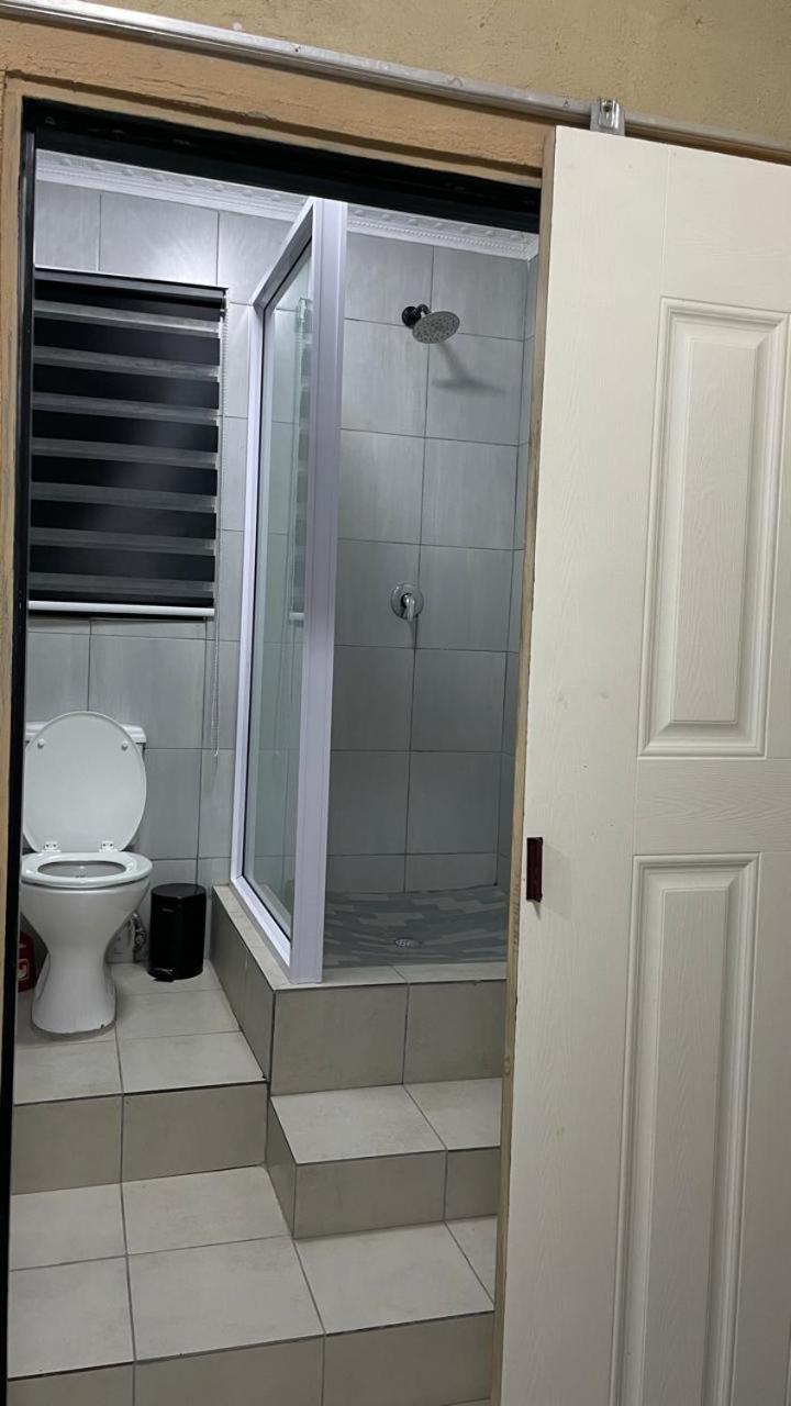 Naldorado Executive Villa Mbombela Екстер'єр фото