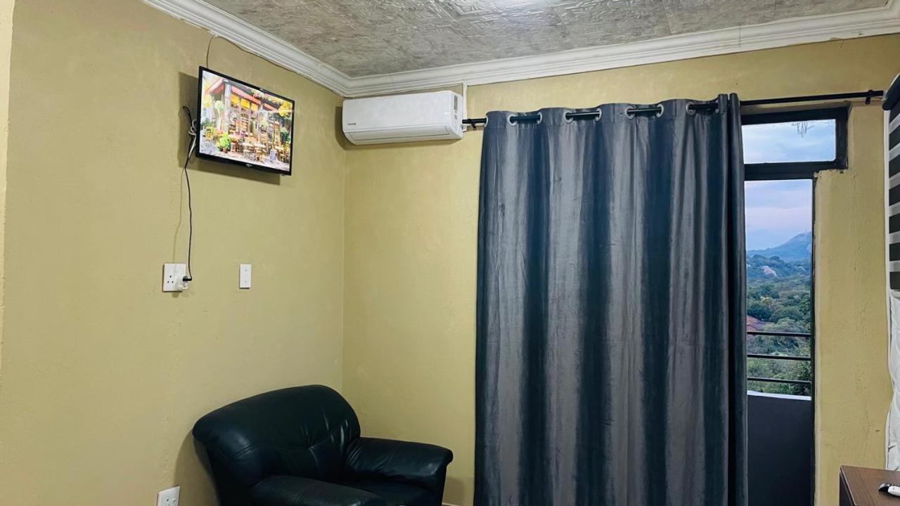 Naldorado Executive Villa Mbombela Екстер'єр фото